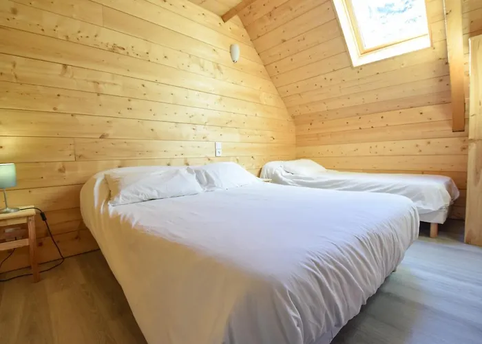 Domaine Du Sauveur Люс-Сен-Совёр